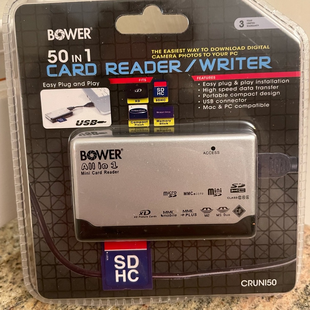 50 in 1 Digital card reader, NEW